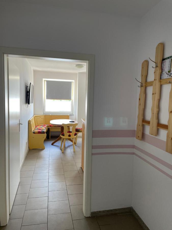 Twt Motel Triptis Bagian luar foto