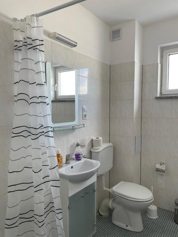 Twt Motel Triptis Bagian luar foto