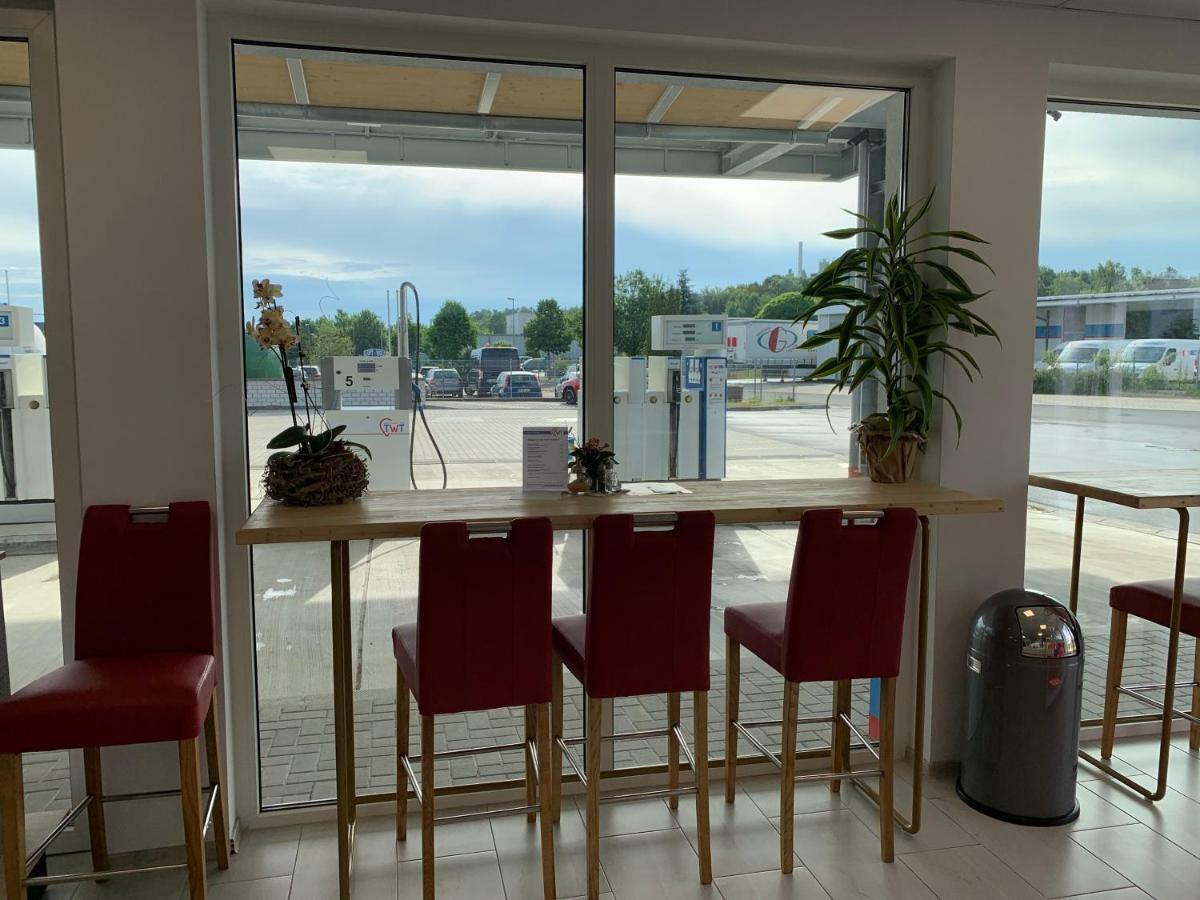 Twt Motel Triptis Bagian luar foto